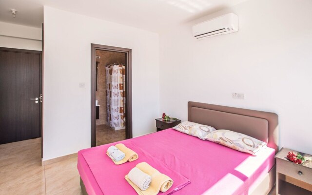 Cyprus Villa Pearl 17 Gold