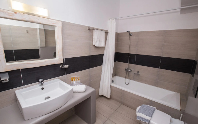 Hotel Omiros