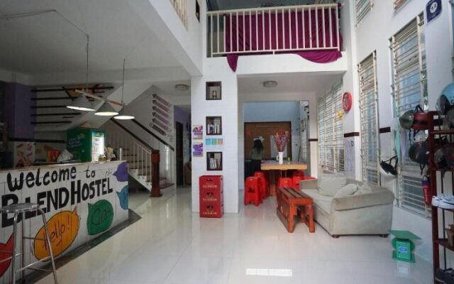 DaBlend Hostel