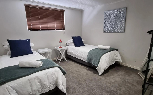 DullVino House Dullstroom