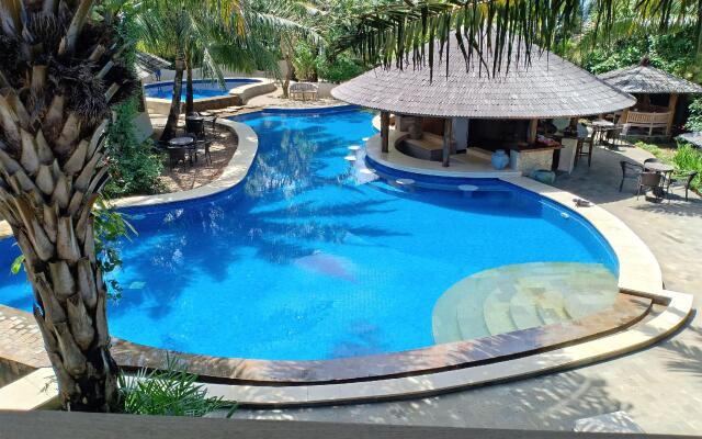 Coconut Lodge