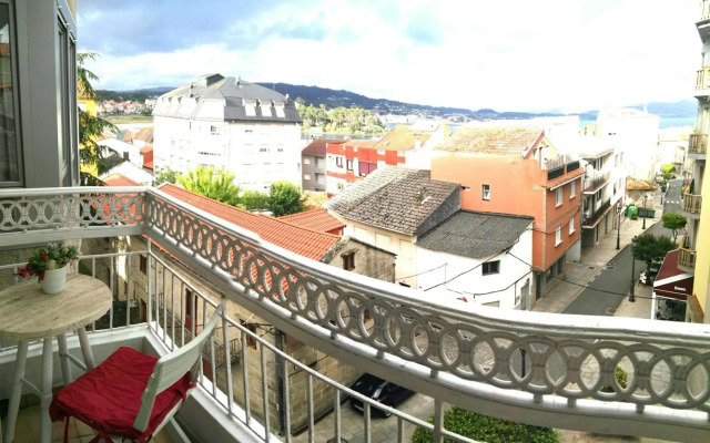 Apartamentos luminosos mirando al mar