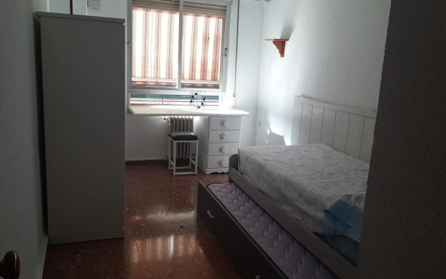 Piso Feria-Hospital PerpetuoSocorro Con garaje