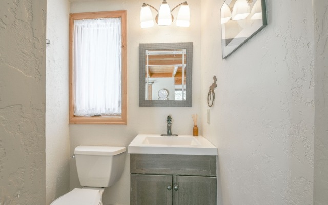 Tennis Townhomes 1319