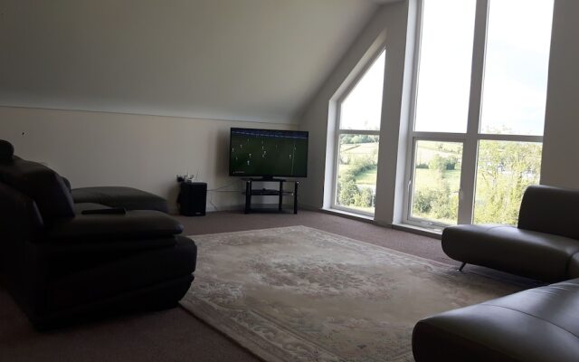 Beautiful 50 Riverun