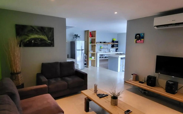 Sunny Hill Apartment