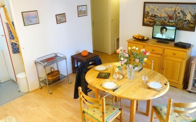 Appartement Bagnères-de-Luchon, 2 pièces, 4 personnes - FR-1-313-123