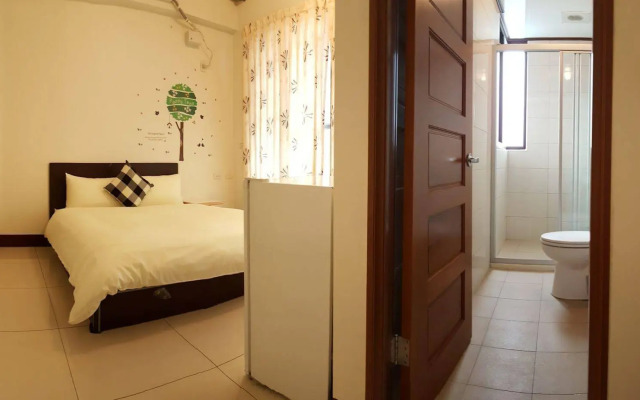 Small Wide Home