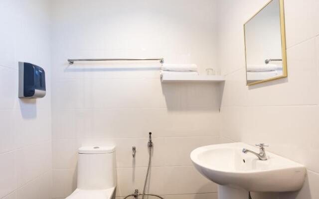 Space Hotel by OYO Rooms