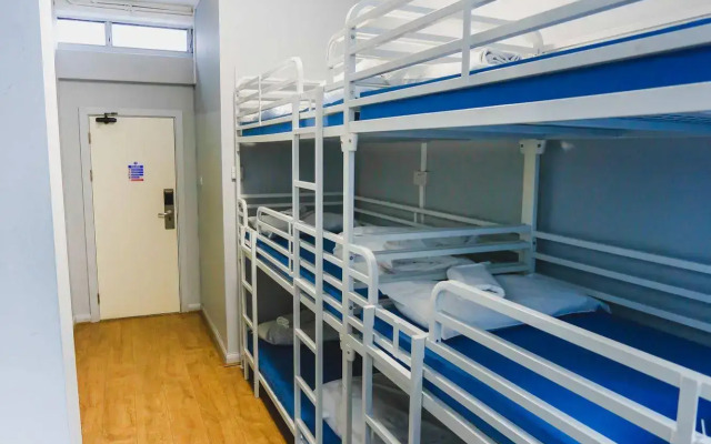 Via Limehouse - Hostel