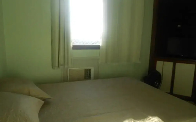 Gohouse - Malta 1104