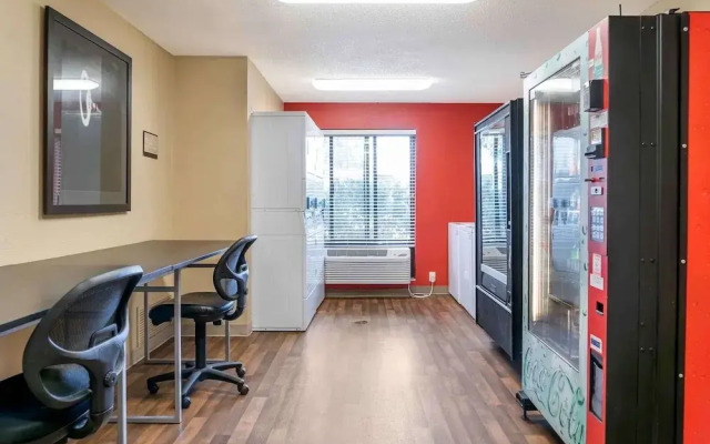 Extended Stay America Detroit Warren