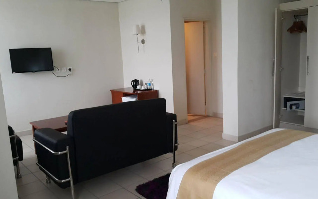 Tinapa Lakeside Hotel