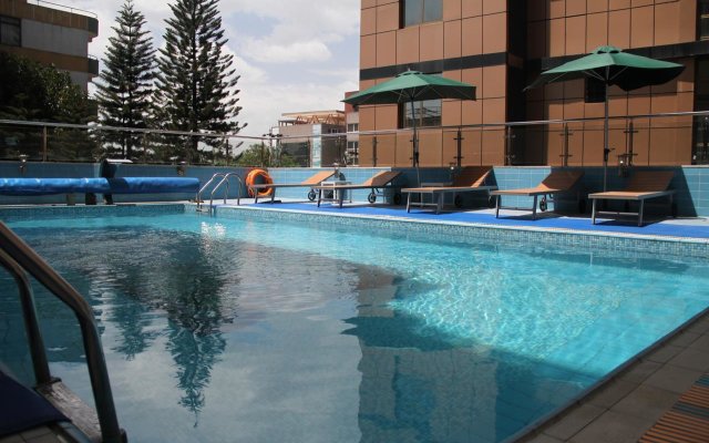 Emmad Apartment Hotel