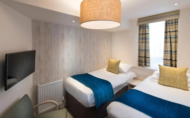 St Ives Hotel