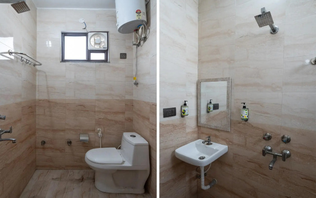 Capital O 75020 Noida Stay 62