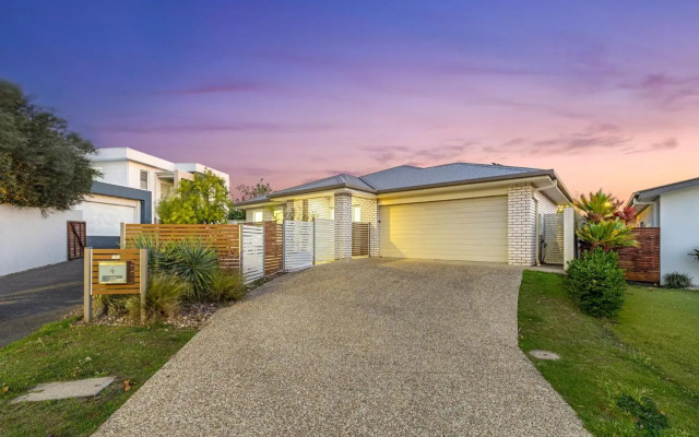 Salty Pause @ Bondi House