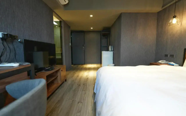 Puremeworld Hotel