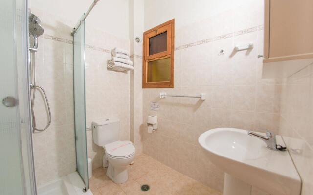 Sea View Village - Studios & Apartments