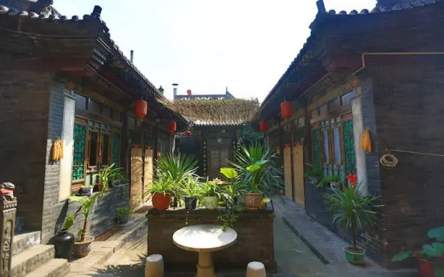 Lao Cheng Gen Hostel