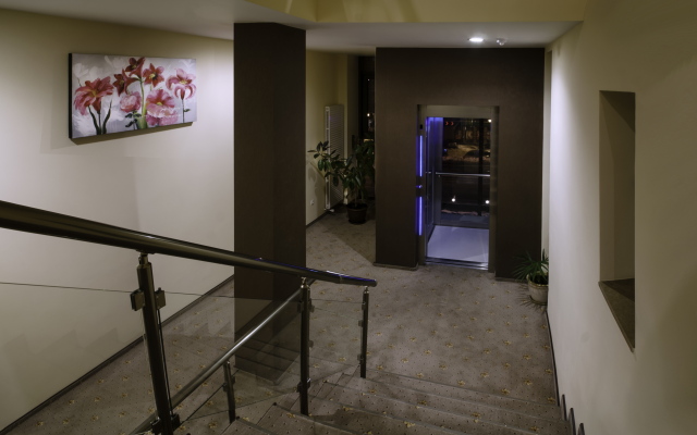 Golden Time Hotel
