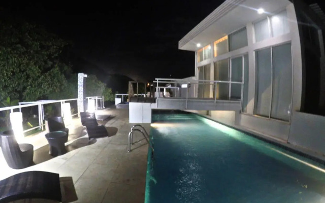 Pota Di Mare and Beach House