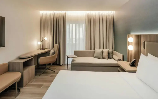 Courtyard By Marriott Sliema