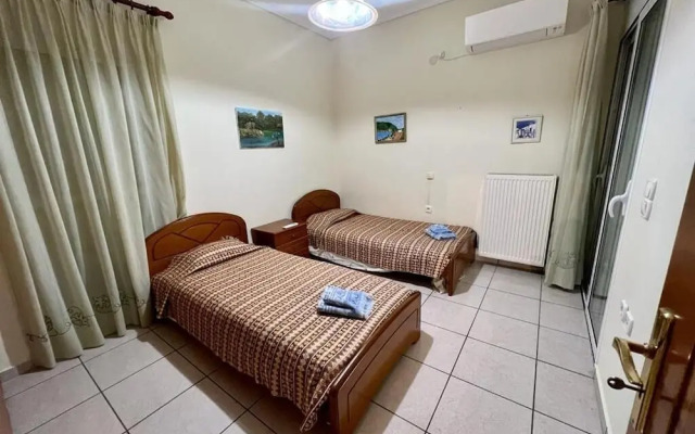 Theologos Guesthouse