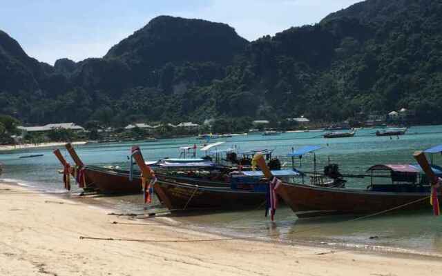 Phi Phi Sea and Hill