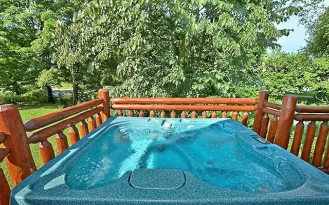 Skinny Dippin 2 Bedroom Cabin