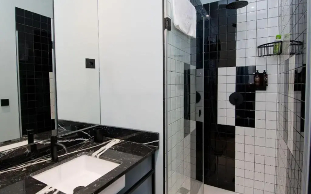 Amor de Dios 17 Luxury Suites