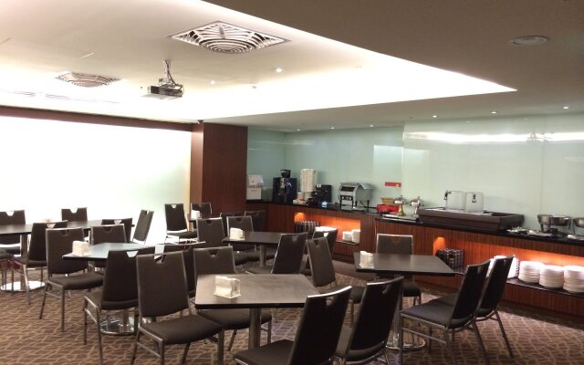 Holiday Inn Express Taipei Train Station by IHG