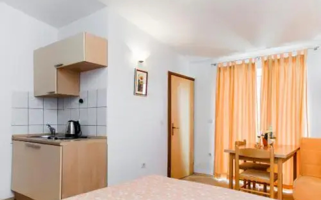 Holiday Home Mirela