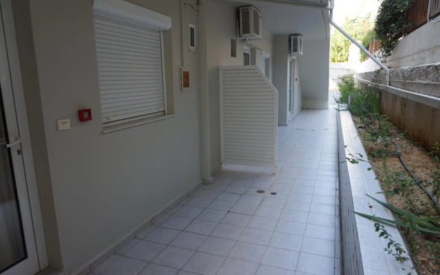 Niriis Hotel