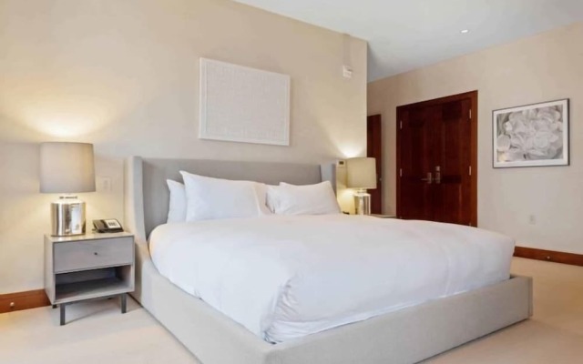 4 Bedroom + Den Luxury Residence at Solaris Residences