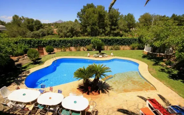 Holiday Home Paradise