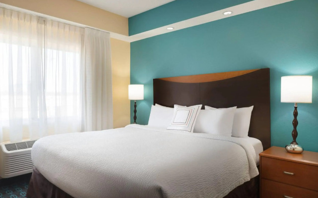 Fairfield Inn & Suites by Marriott Minneapolis Bloomington/Mall of America