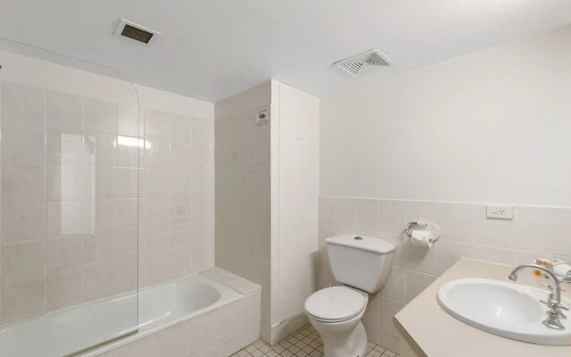 White Crest Apartments