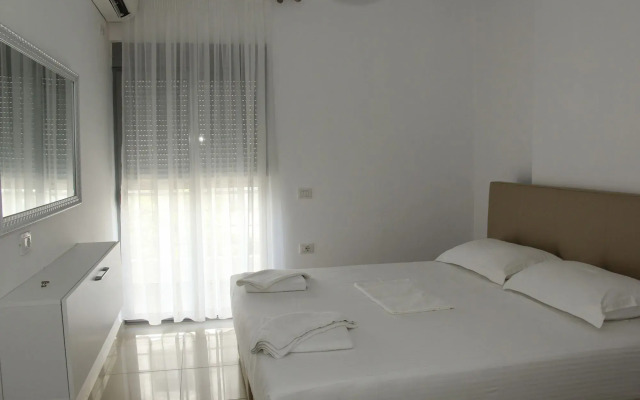 Andy Apartments