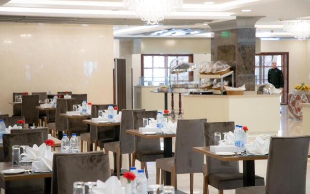 Bosphorus Waqf Al Safi Hotel