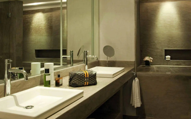 Crystal Hotel