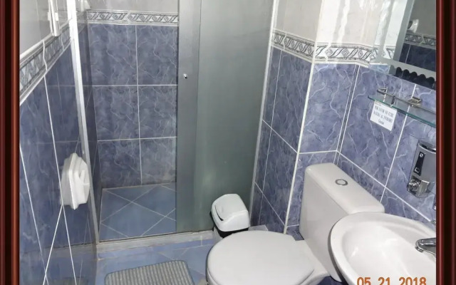 Hostelling Bustillo