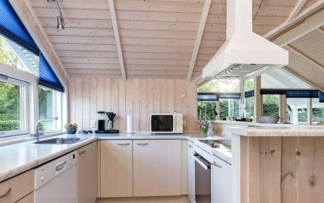 7 Person Holiday Home in Logstor-by Traum