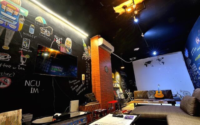 Obsidian Hostel
