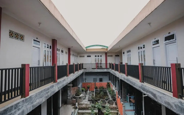 Hotel & RM Sahabat Utama by RedDoorz