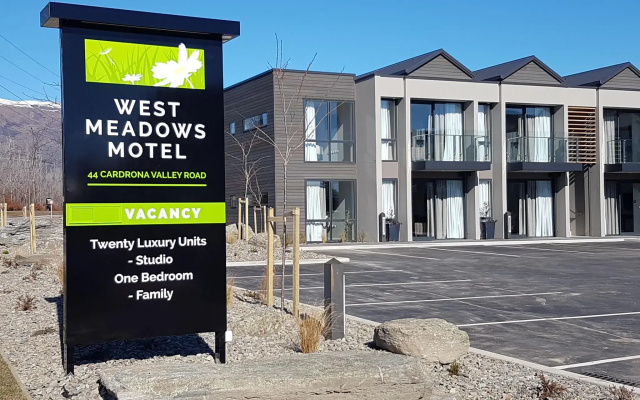 West Meadows Motel