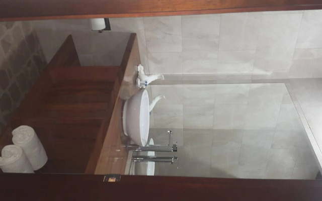 Karahe Beach Hotel