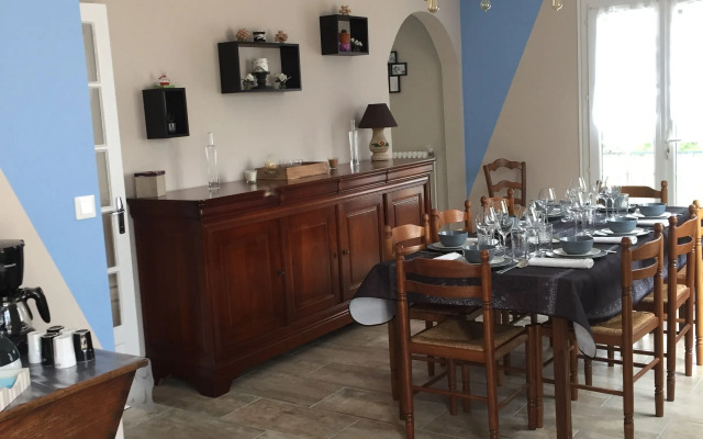 Maison et Table d'Hôtes Au Nom des Dames