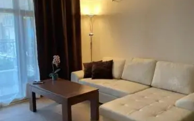Apartments In Aparthotel Rich 3