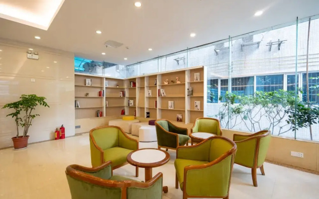 Lavande Hotel (Guangzhou Railway Station Friendship Theater)